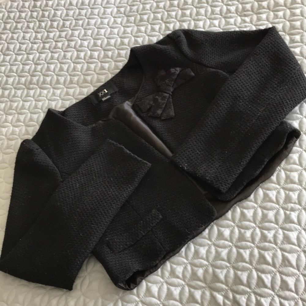Forever 21 Crop Black Bow Blazer SZ S